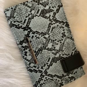 Steve Madden wallet